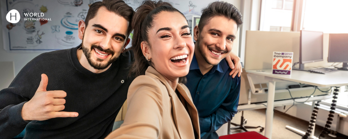 Manager Payroll & Process Optimization (All Genders), 1. Bild